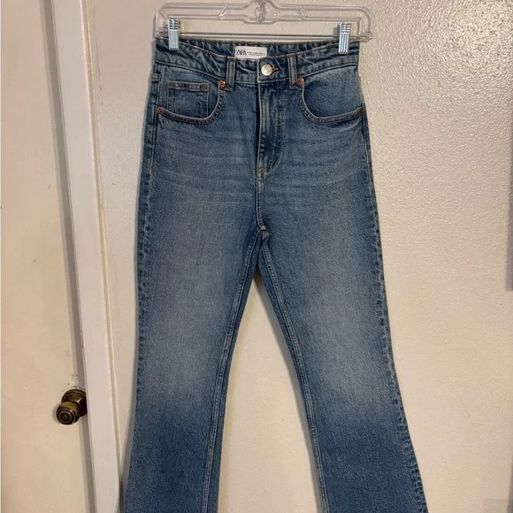 Zara Blue Flare Women's Jeans - Picture 6 of 6